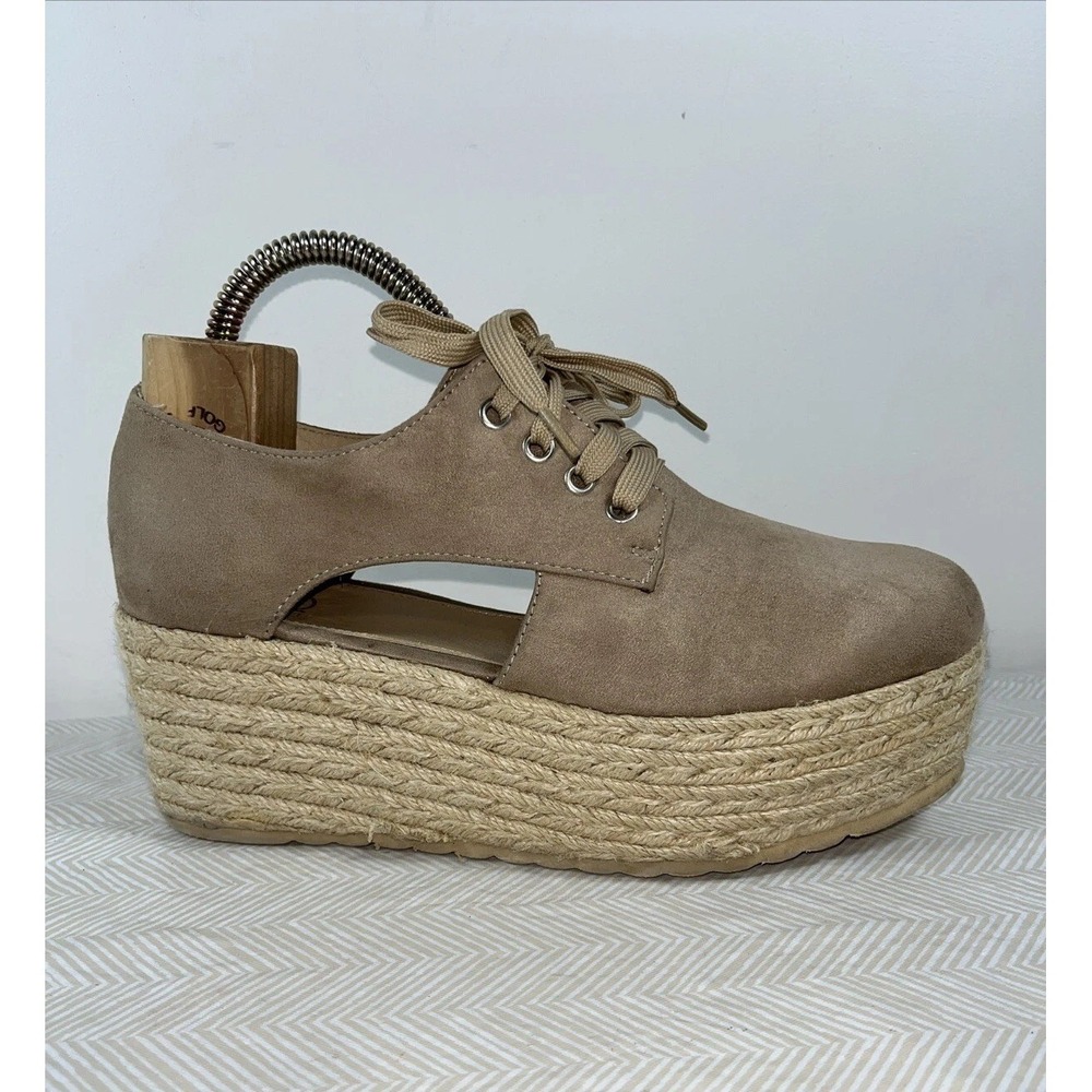 Bakers Women 8 vitally platform wedge lace-up cutout sneaker tan Preppy Y2K Chic